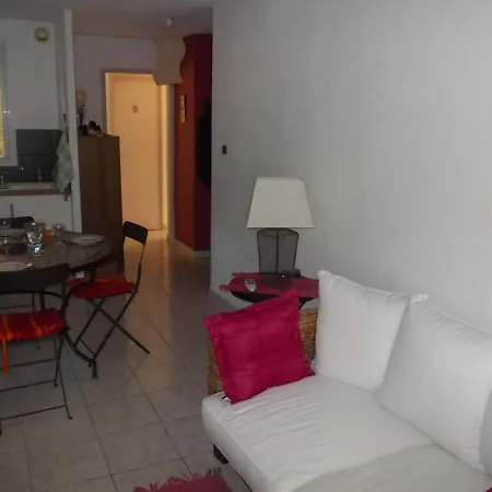 T2 Climatise A 500m De La Sur La Presqu'ile De Mandrier Sur Apartment Saint-Mandrier-sur-Mer